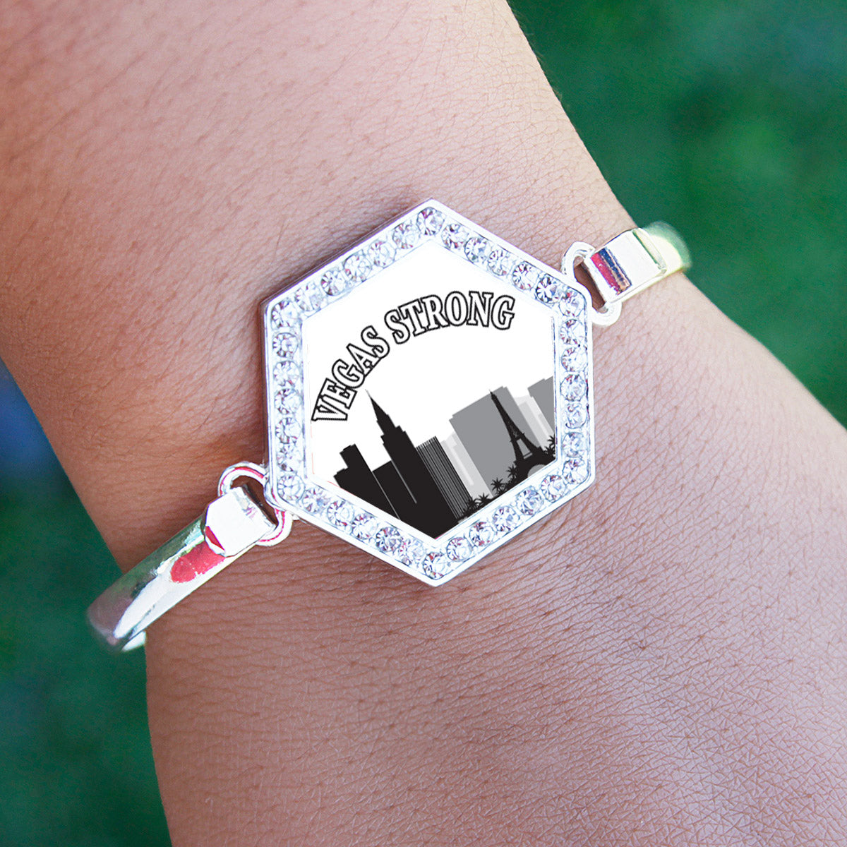 Silver Vegas Strong - Cityscape Hexagon Charm Bangle Bracelet