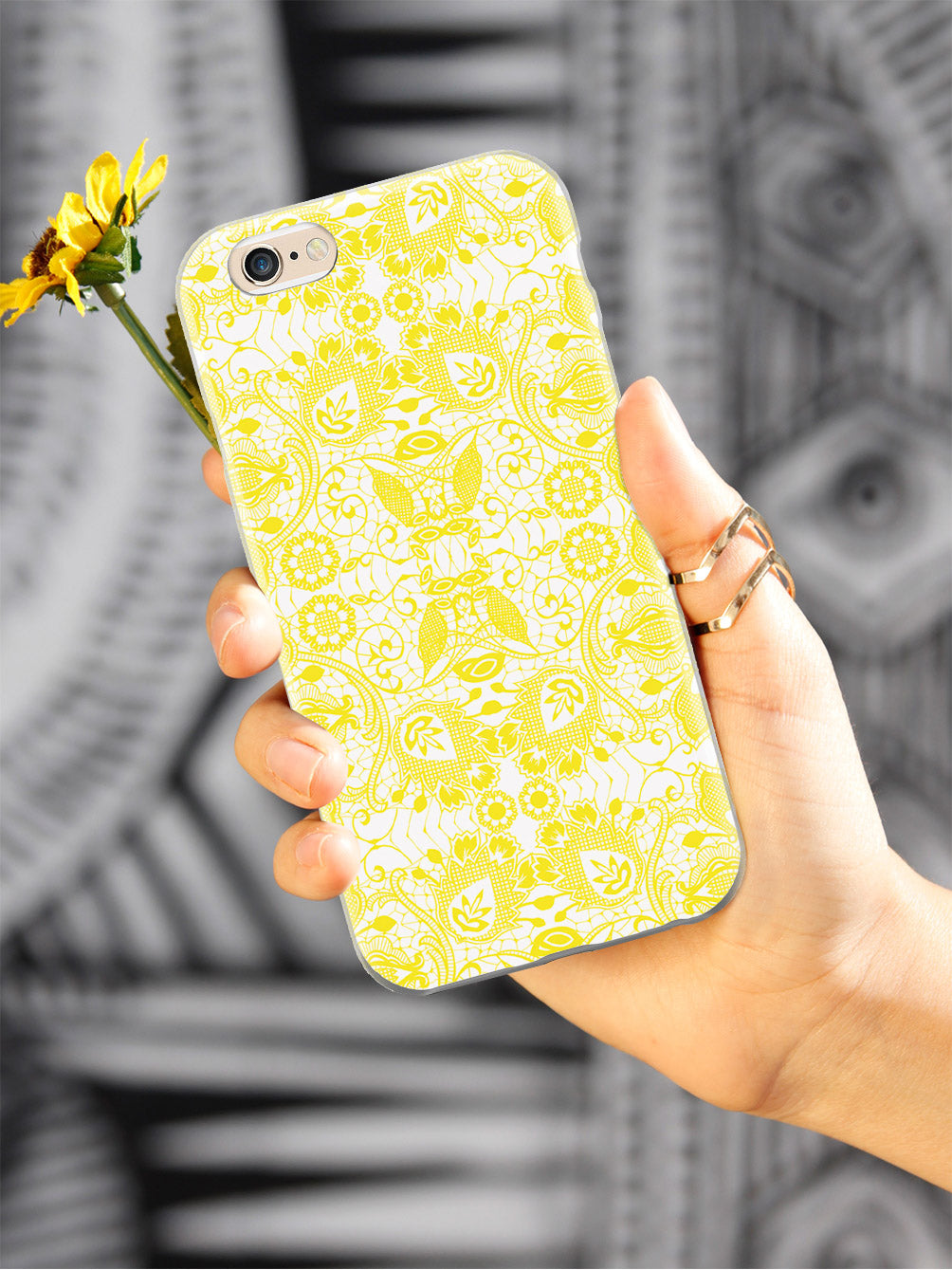 Lace Pattern - Yellow Case