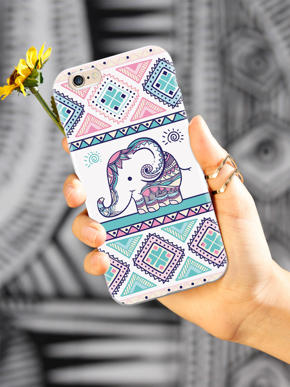 Adorable Elephant Aztec Design Case