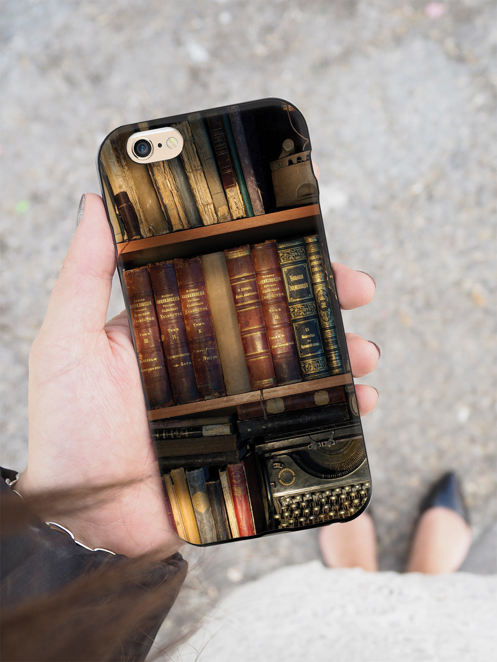 Vintage Bookshelf - Black Case