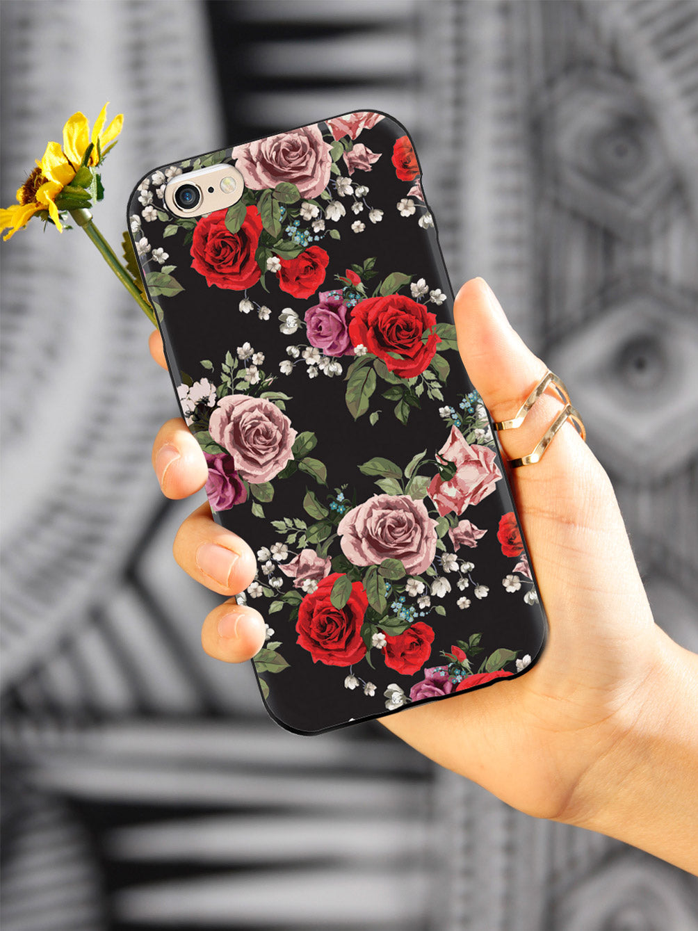 Vintage Roses - Black Case